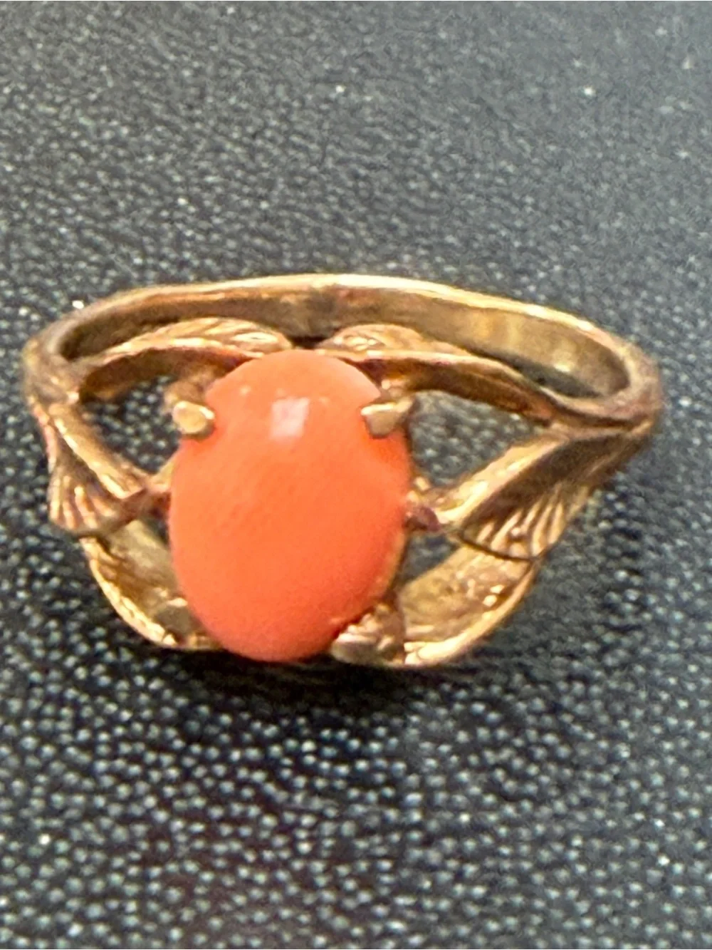 Vintage 10k salmon orange coral leaf ring